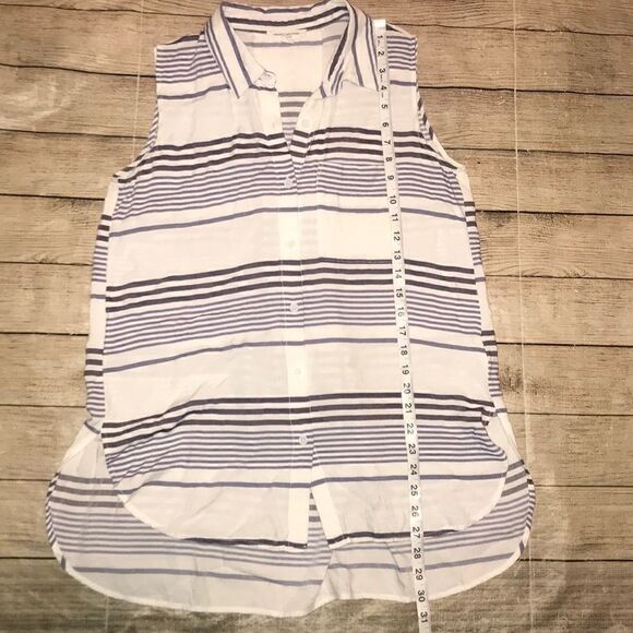 Beach Lunch Lounge Striped Sleeveless Button Top - Picture 6 of 6